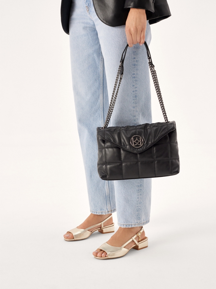 Pikowana skórzana torebka z klapką