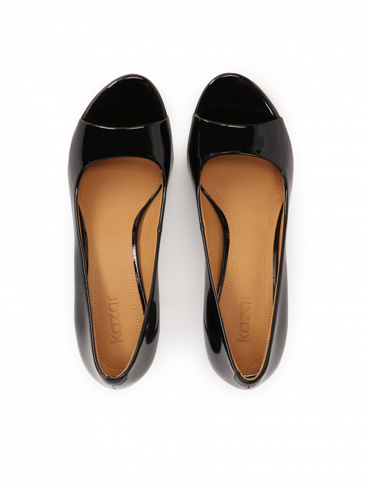 Klasyczne czarne czółenka peep toe