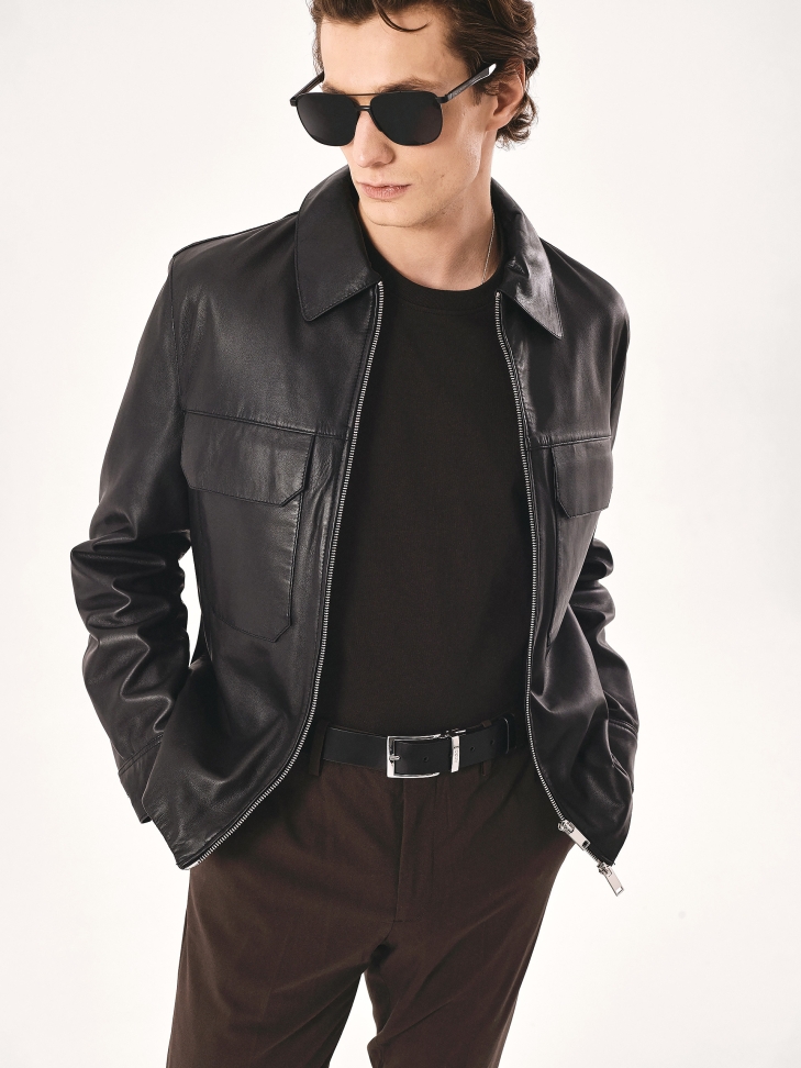 Atrakcyjne czarne okulary przeciwsłoneczne typu Aviator