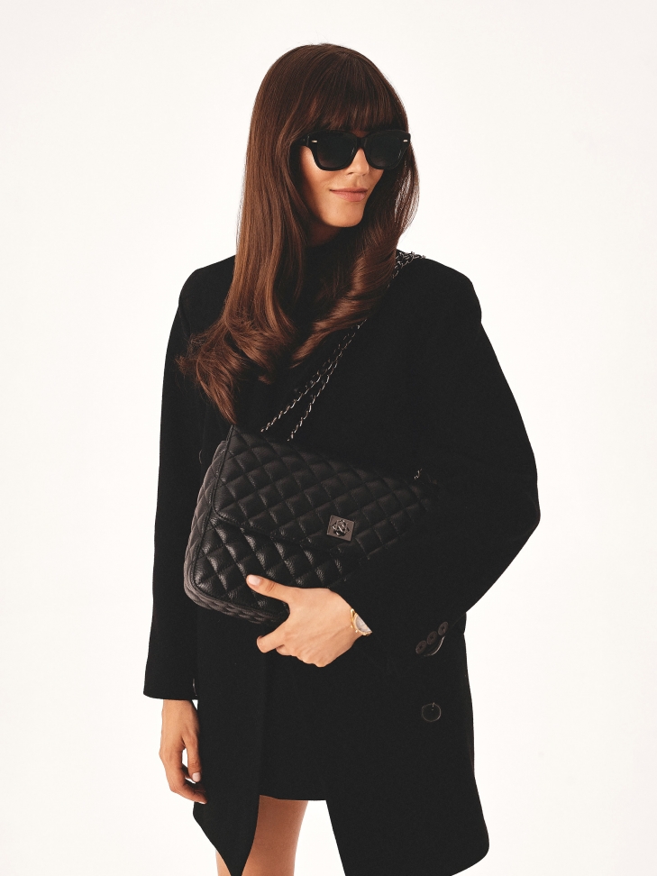 Duża pikowana torebka z łańcuchem