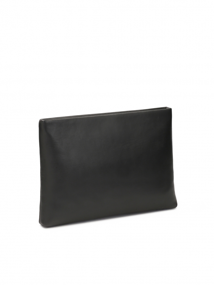 Minimalistyczna torebka do ręki