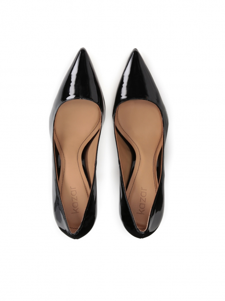 Ponadczasowe czarne szpilki z lakierowanej skóry