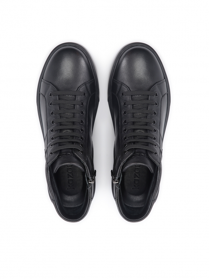 Wysokie sneakersy męskie zdobione monogramem