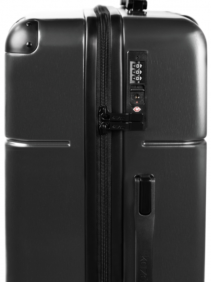 Średnia walizka PC na obrotowych kółkach