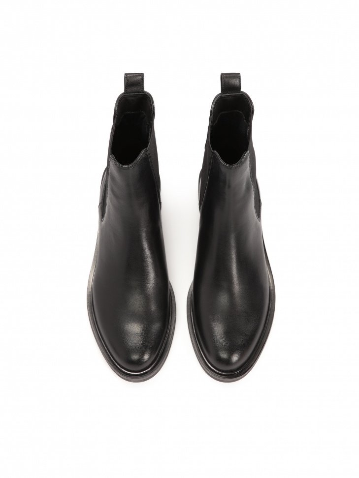 Wsuwane sztyblety na płaskiej podeszwie