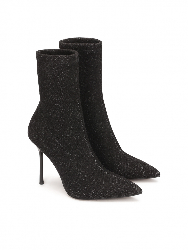 Jeansowe czarne botki na cienkiej szpilce