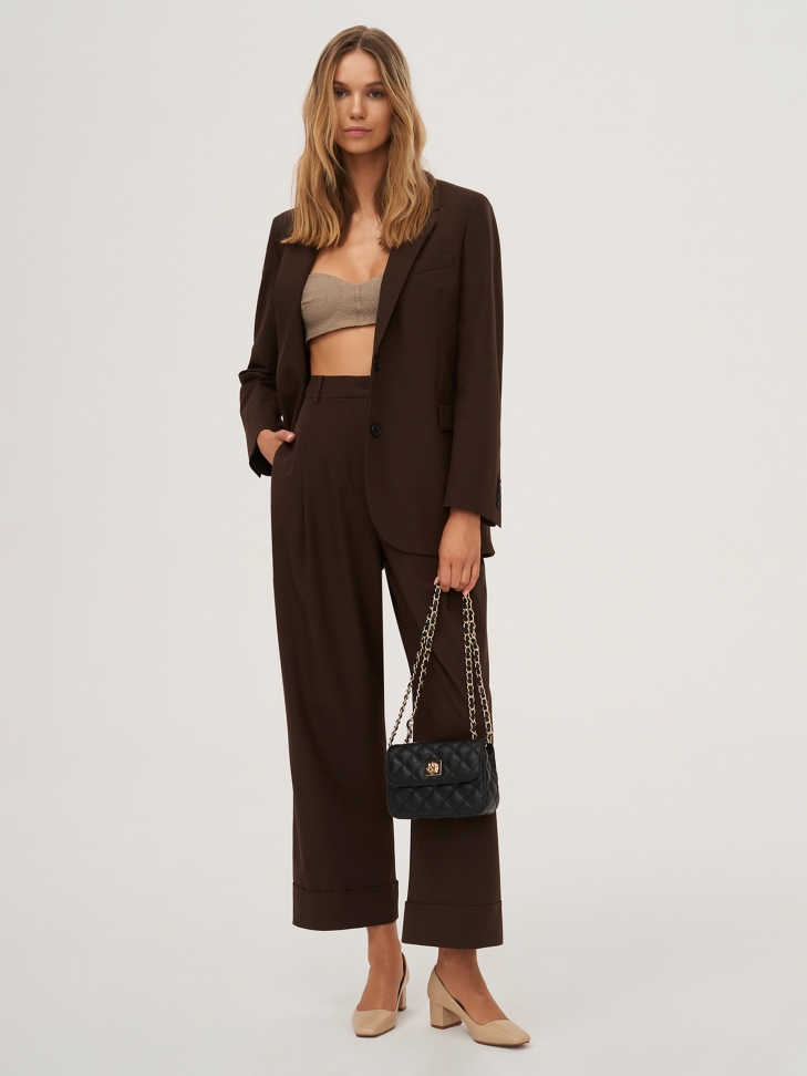 Pikowana mała torebka skórzana z łańcuszkiem