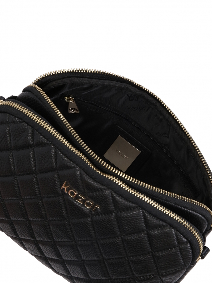 Minimalistyczna pikowana torebka z licowej skóry