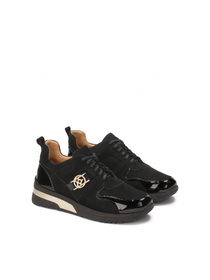 Sneakersy z łączonych materiałów na podwyższonej podeszwie