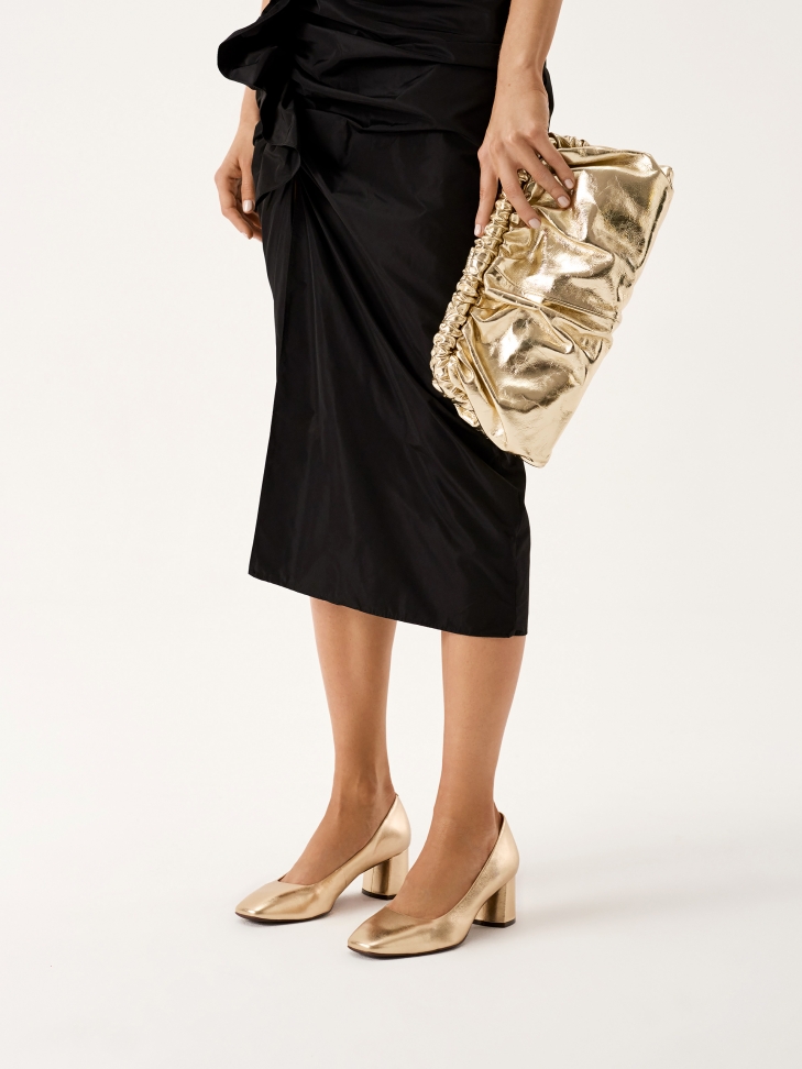 Złote czółenka z komfortową wkładką