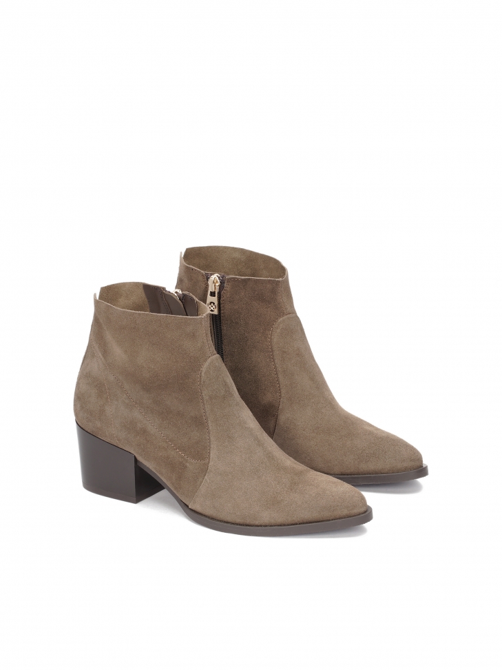 Botki z suwakiem na szerokim obcasie