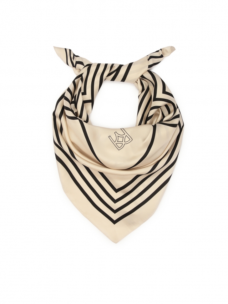 Duża chusta z jedwabiu