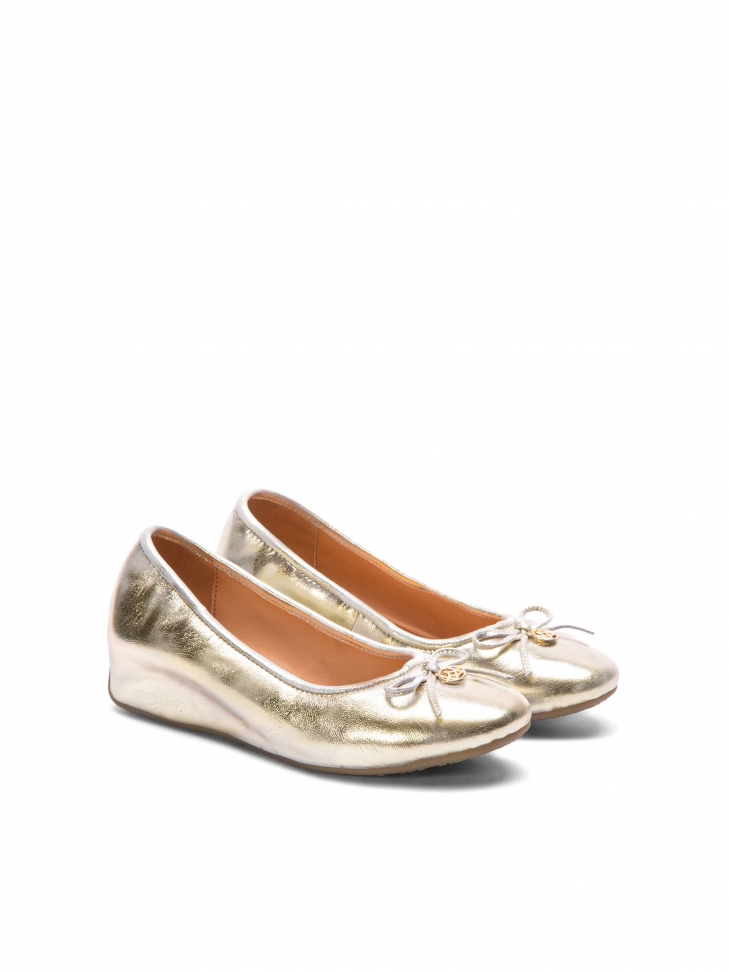 Złote baleriny damskie