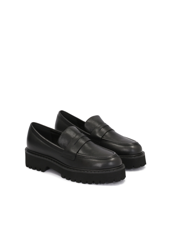 Wsuwane skórzane półbuty na grubej podeszwie