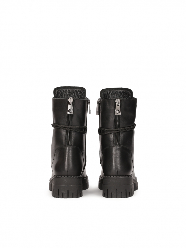 Czarne trzewiki za kostkę z suwakiem na tyle