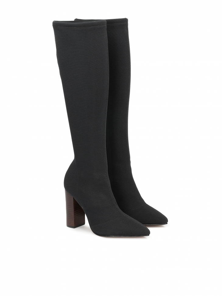 Kozaki z elastycznej tkaniny na brązowym obcasie