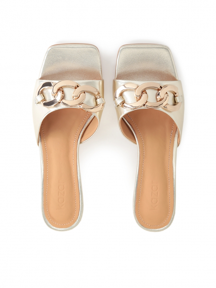 Eleganckie ote klapki na wygodnym obcasie