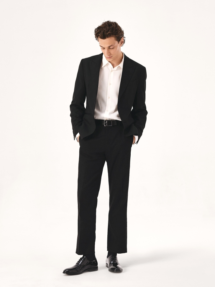 Dwustronny skórzany pasek z perforacją