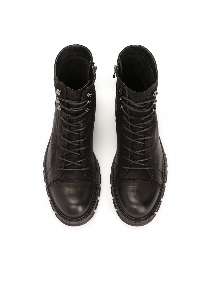 Wysokie trzewiki męskie na trepowej podeszwie