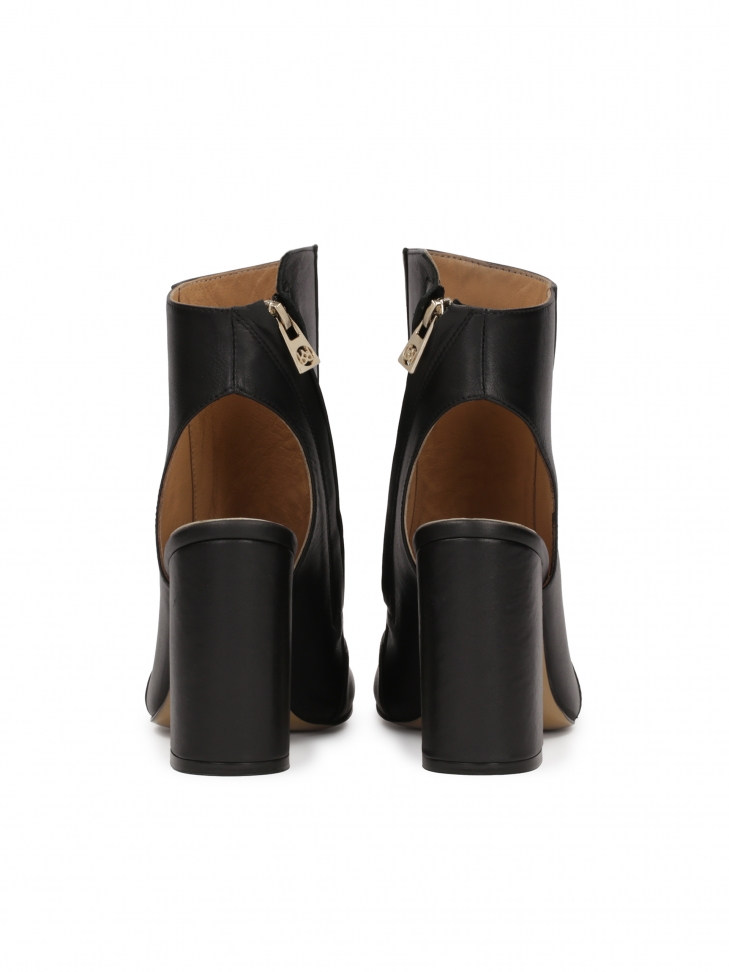 Skórzane botki peep toe z odytymi noskami i piętą