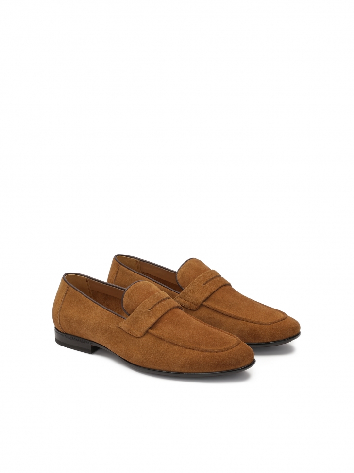 Brązowe loafersy z zamszu