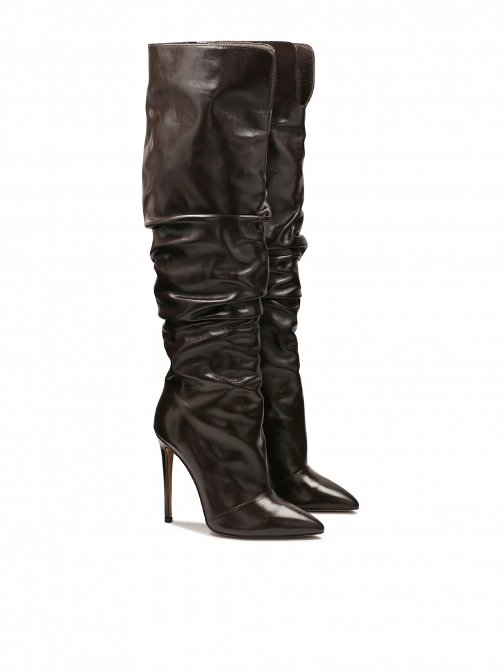 Brązowe wysokie kozaki za kolano