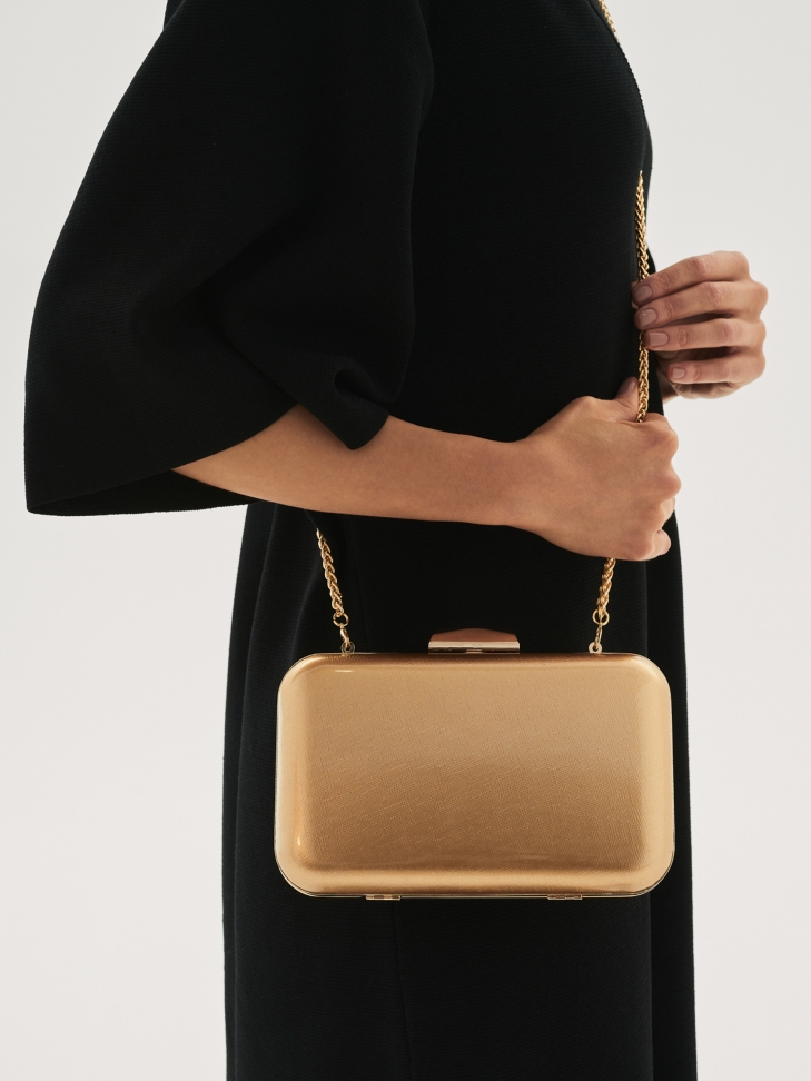 Złota kopertówka damska