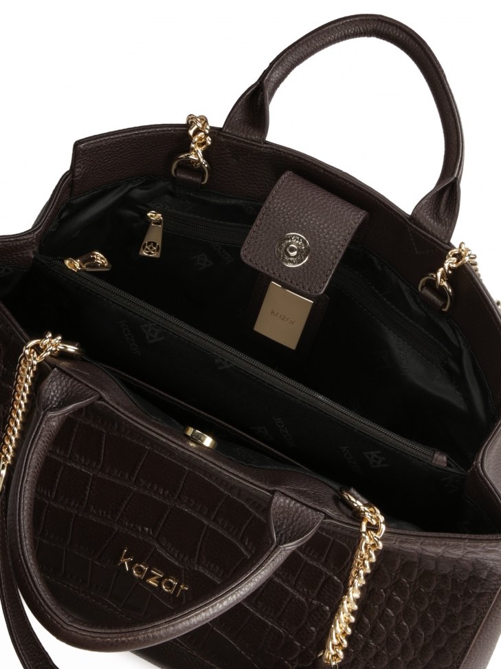 Szykowna torebka w formie kuferka z rączkami