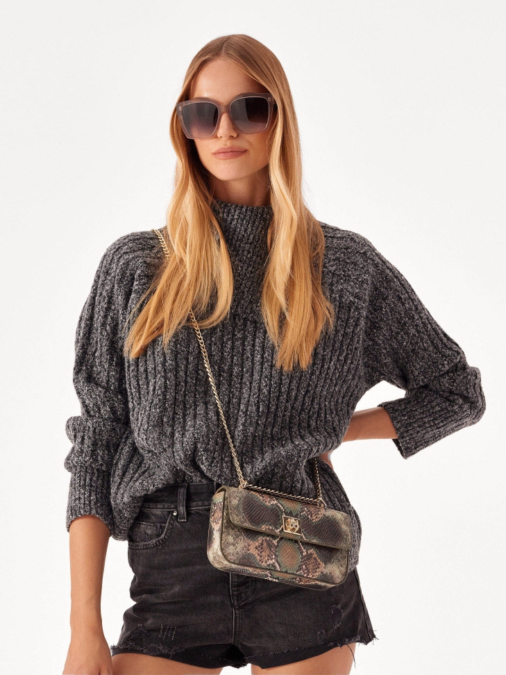 Wielobarwna torebka w wężowy wzór