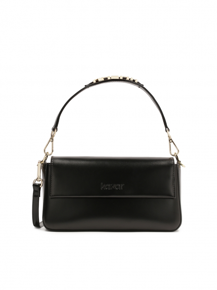 Podłużna mała torebka na pasku z efektownym metalowym detalem