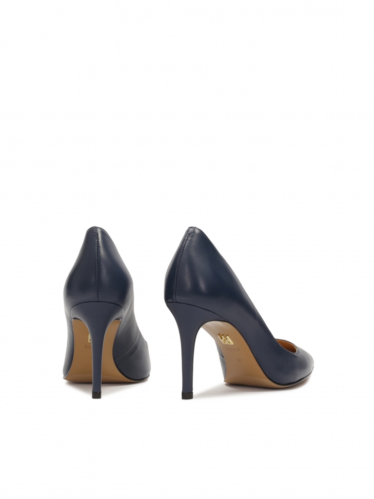 Granatowe czółenka z noskiem w szpic