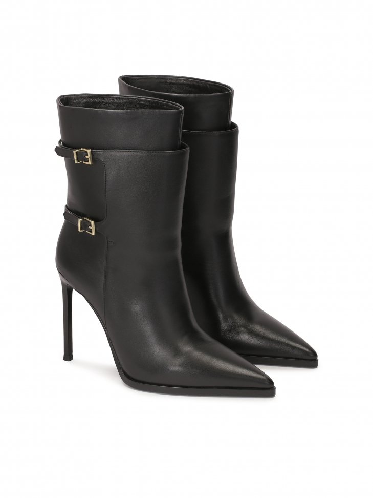 Czarne botki z oryginalną cholewką ze sprzączkami