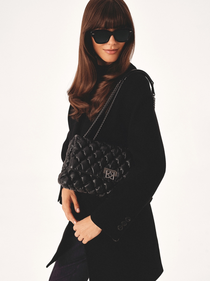 Stylowa miękka torebka z łańcuchem