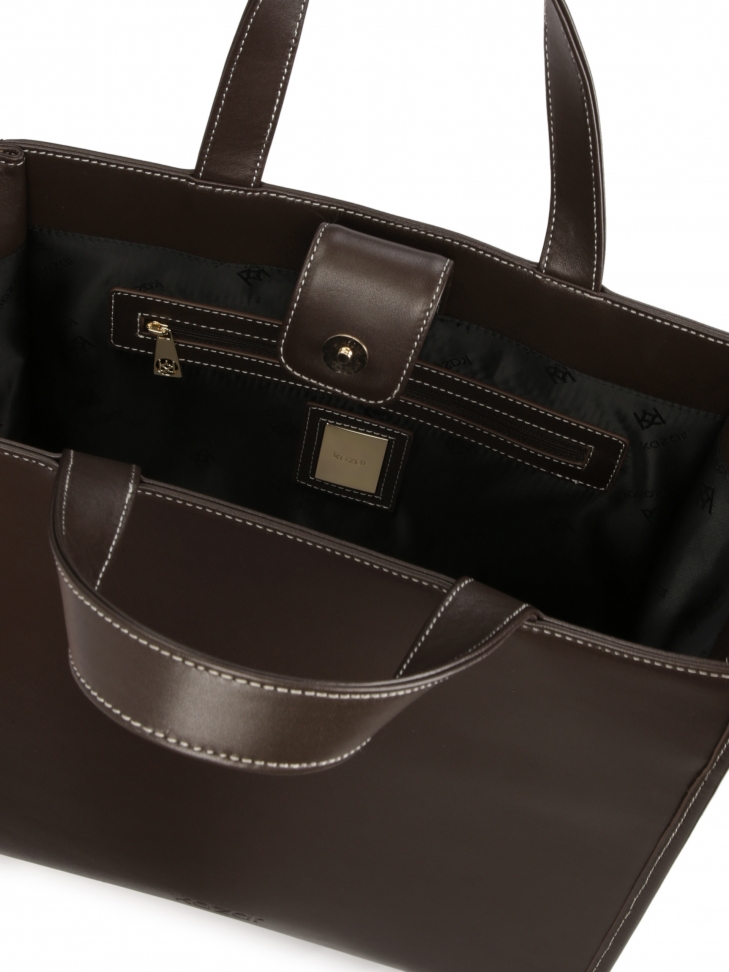 Brązowa minimalistyczna torebka