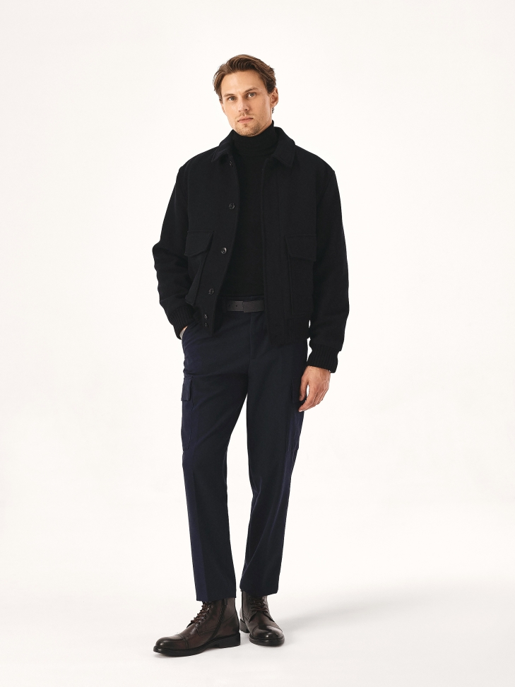 Brązowe trzewiki z przeszyciem na nosku