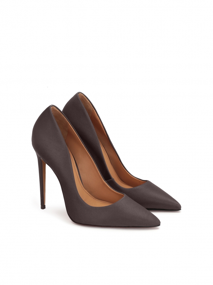 Klasyczne czółenka na prostym wysokim obcasie