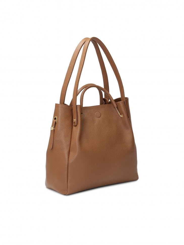 Duża brązowa torebka z oryginalnymi uchwytami