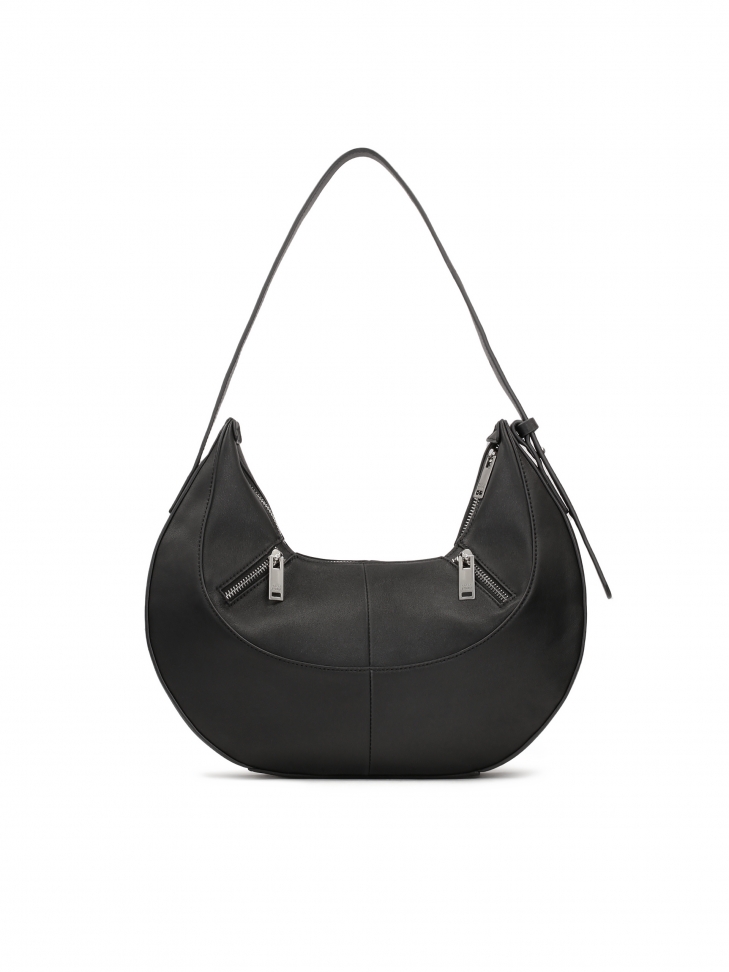 Skórzana torebka na ramię o zaoąglonym kształcie