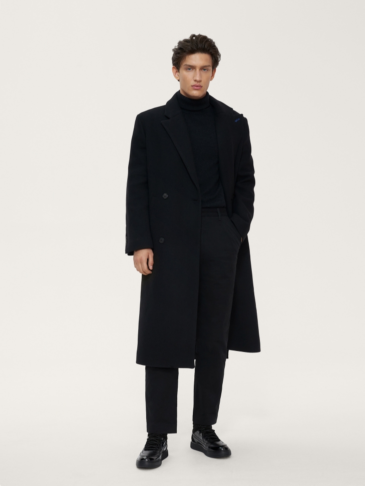 Czarne skórzane sneakersy męskie w nowoczesnym stylu