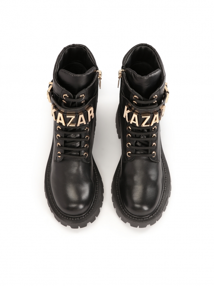 Damskie trzewiki ze skóry zdobione metalowym napisem