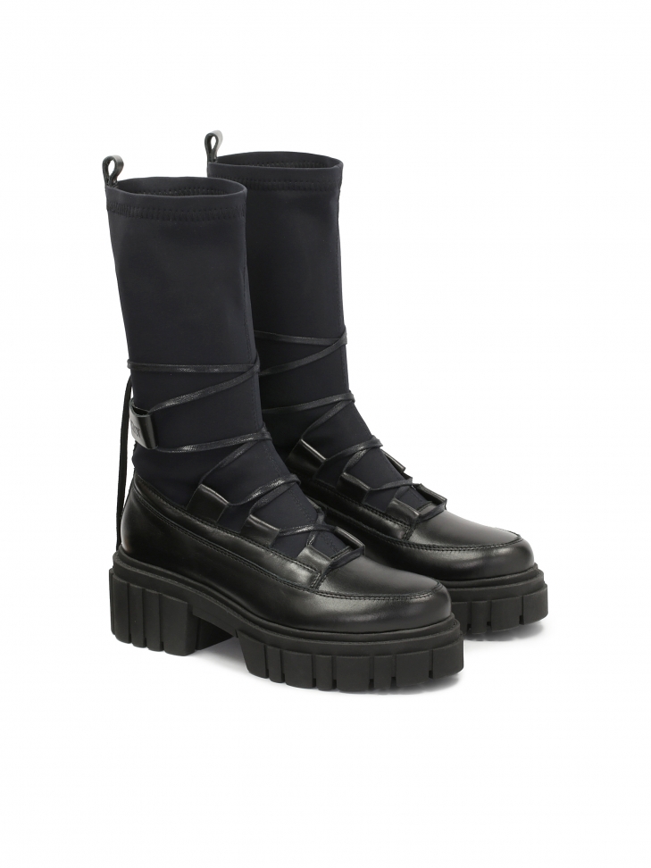 Awangardowe trzewiki damskie ze skarpetkową cholewką i masywną podeszwą