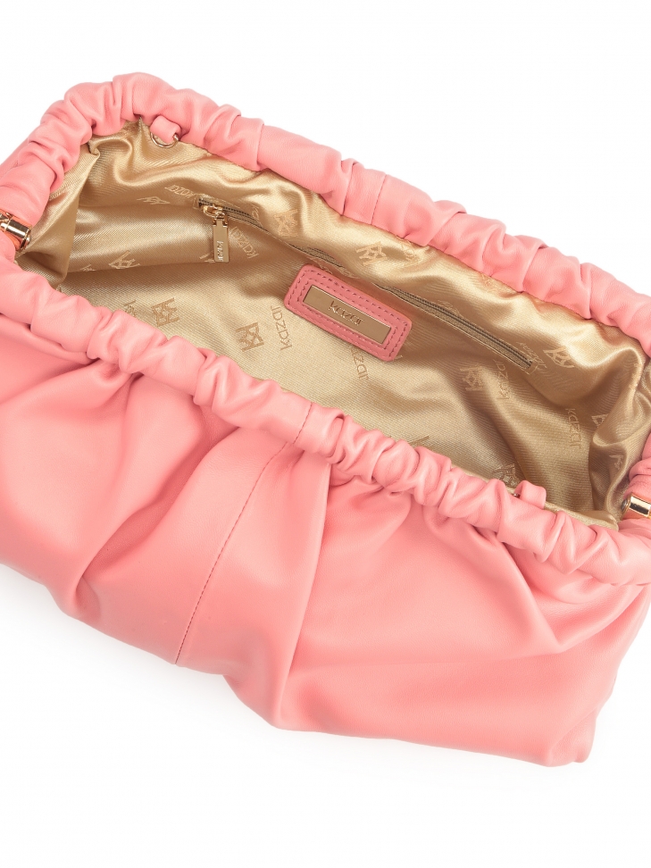 Różowa torebka pouch bag ze skóry