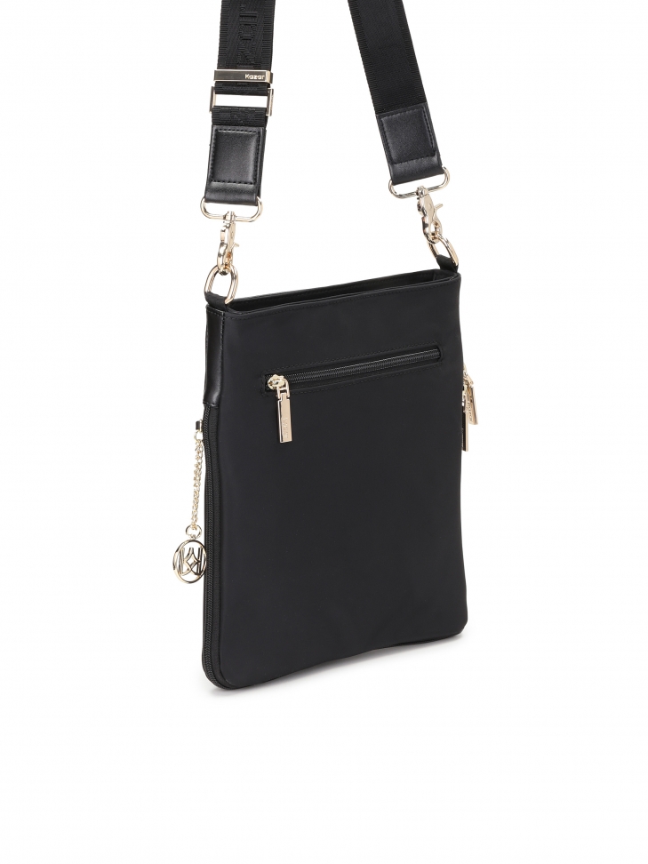 Uniwersalna czarna listonoszka damska na szerokim pasku