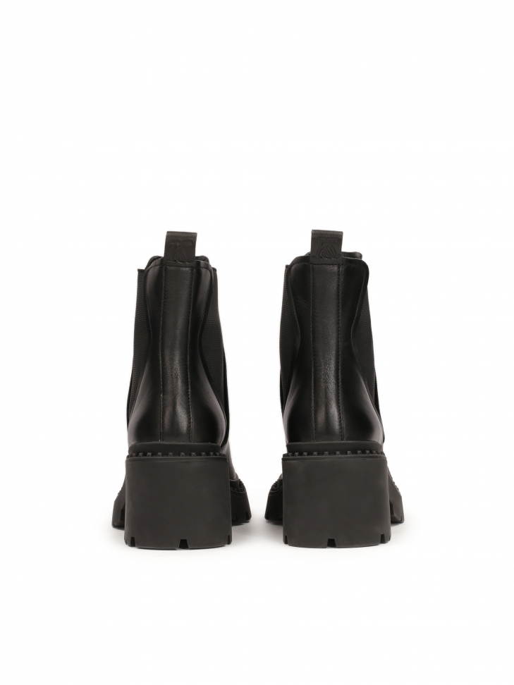 Wsuwane botki na szerokim obcasie z naturalnej skóry