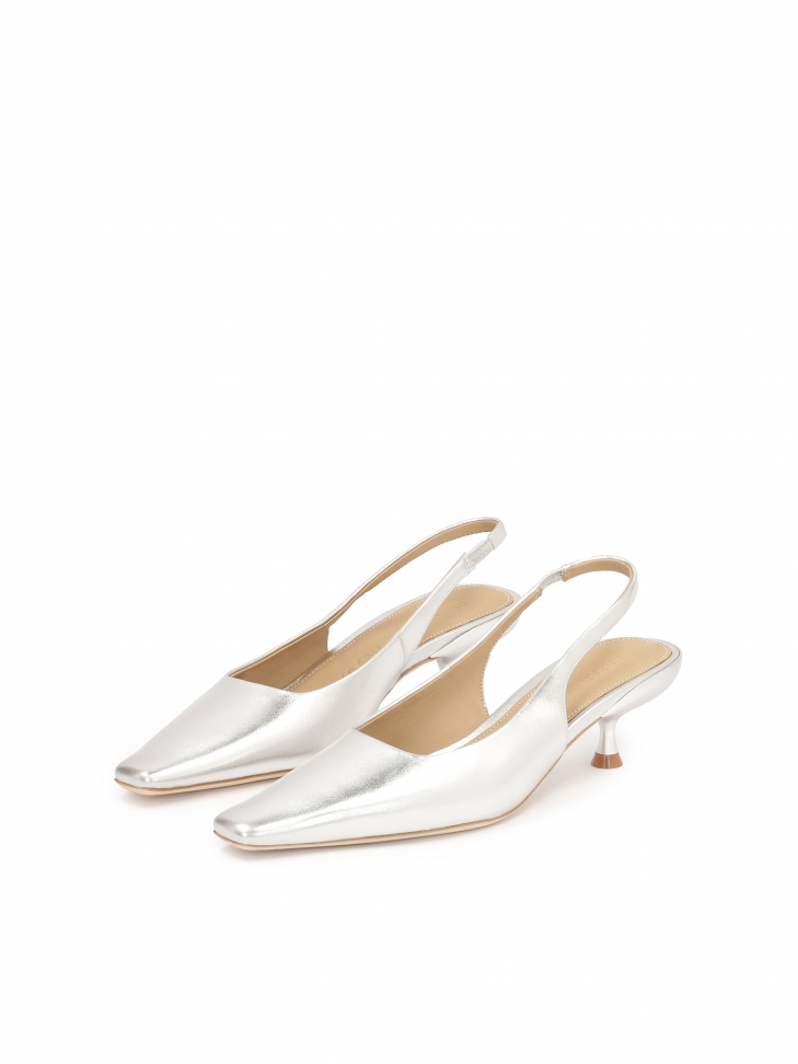 Srebrne czółenka kaczuszki z odytą piętą