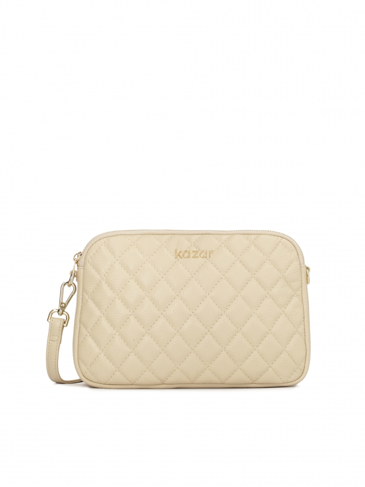 Mała torebka z pikowanym wzorem na skórzanym pasku