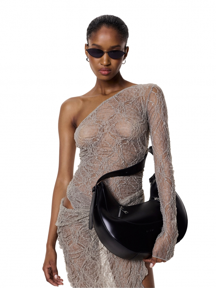 Czarne okulary przeciwsłoneczne