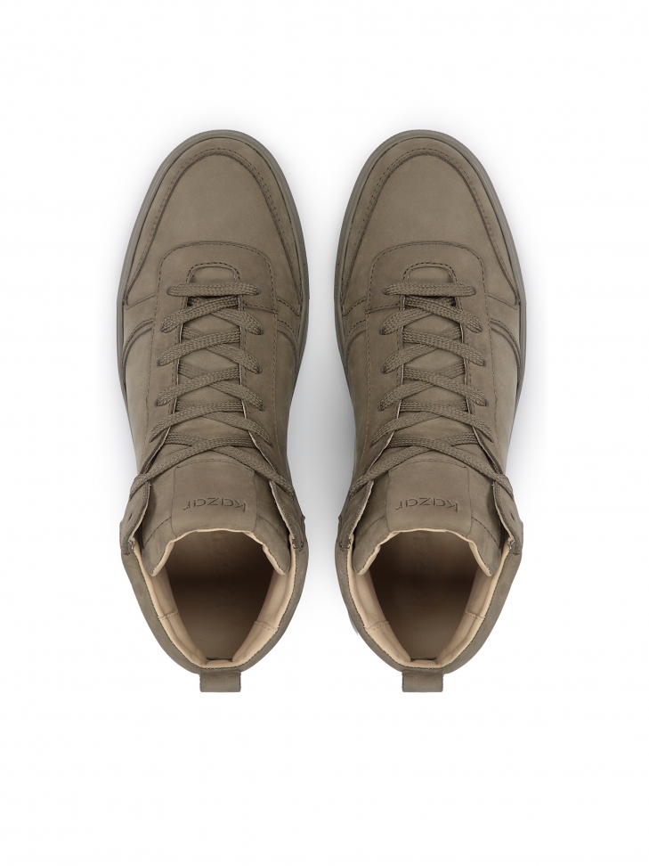 Khaki sneakersy męskie za kostkę na karbowanej podeszwie