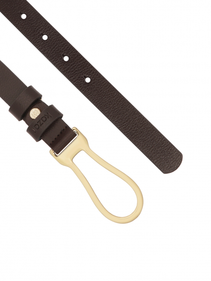 Wąski ciemnobrązowy pasek z ozdobną klamrą