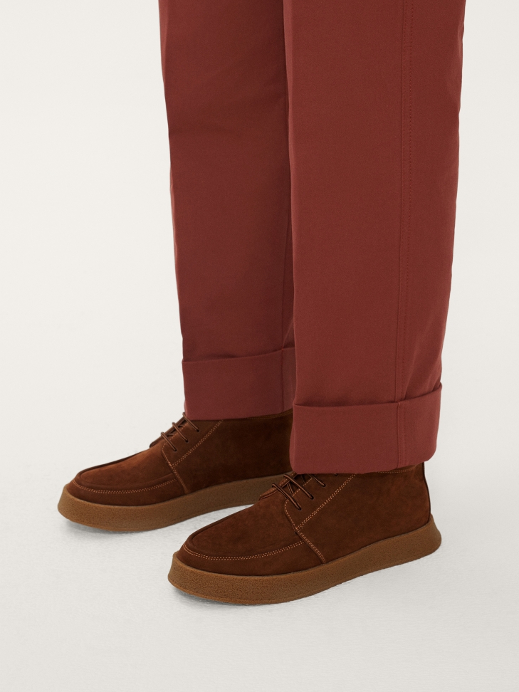 Modne sneakersy męskie z nubuku z prostą podeszwą